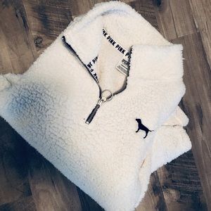 •SOLD• Victoria Secret PINK Sherpa